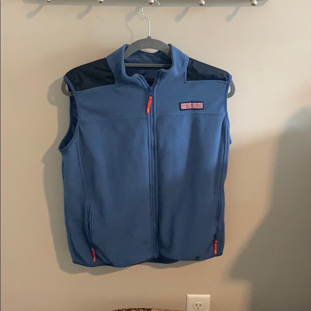 vineyard vines vest